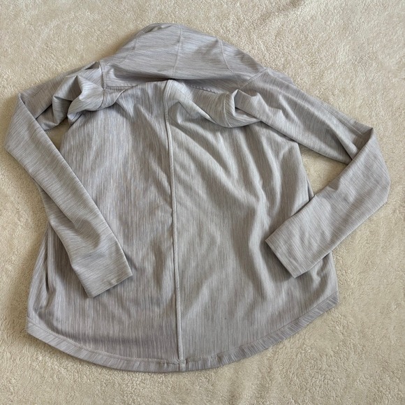 Zyia Active Light Gray‎ Heathered Twist Front Coverup Long Sleeve Women's XS - Picture 4 of 8